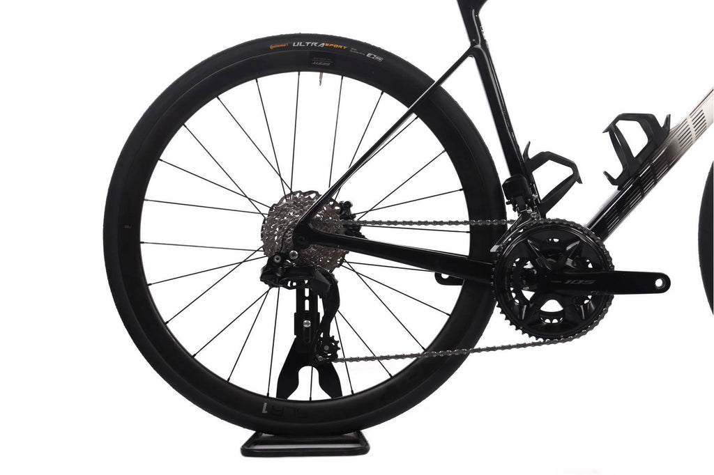 Giant Defy Defy Advanced Pro 1