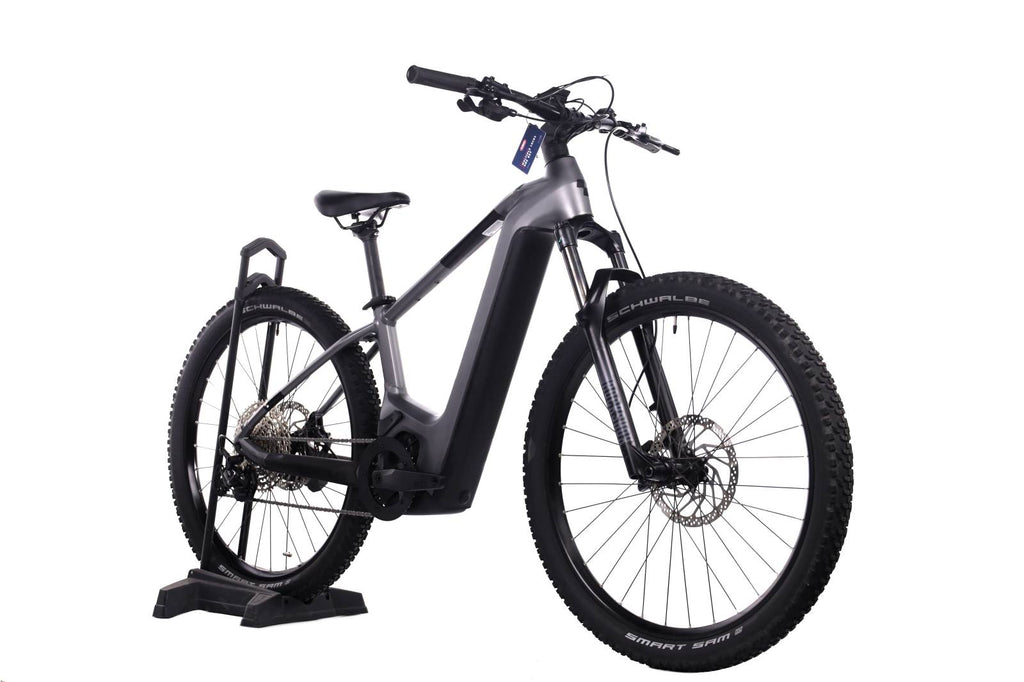 Cube Reaction Hybrid Race 750