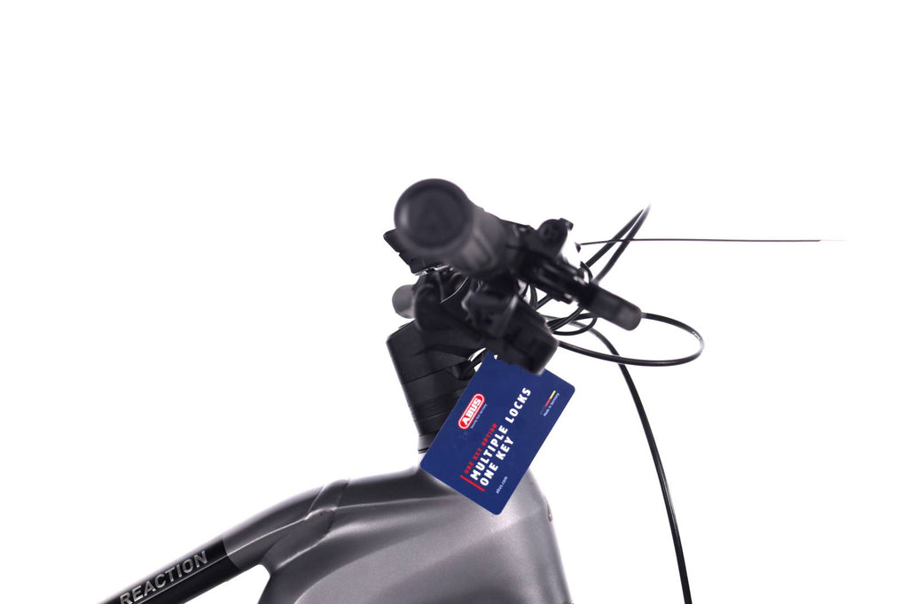 Cube Reaction Hybrid Race 750