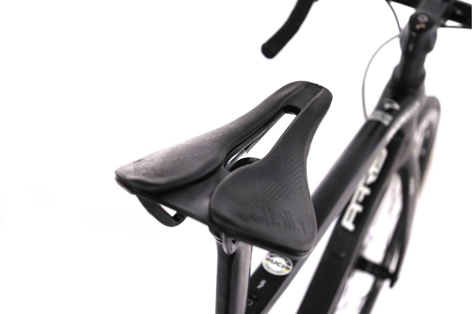 Pinarello Paris Rival AXS