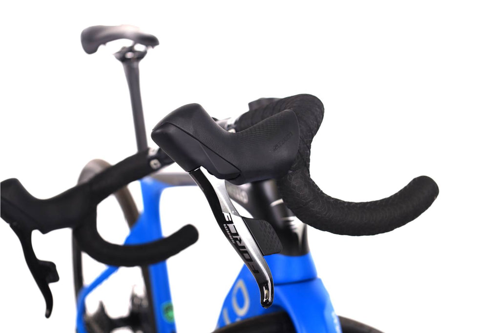 Pinarello Prince Disc Force AXS